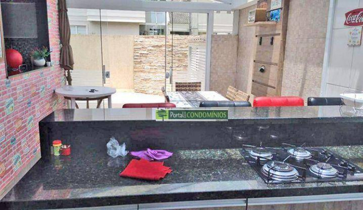 Imagem Casa com 3 Quartos à Venda, 180 m² em Barreirinha - Curitiba Imagem Casa com 3 Quartos à Venda, 180 m² em Barreirinha - Curitiba