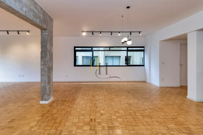 Imagem Apartamento com 3 Quartos à Venda, 220 m² em Cerqueira César - São Paulo