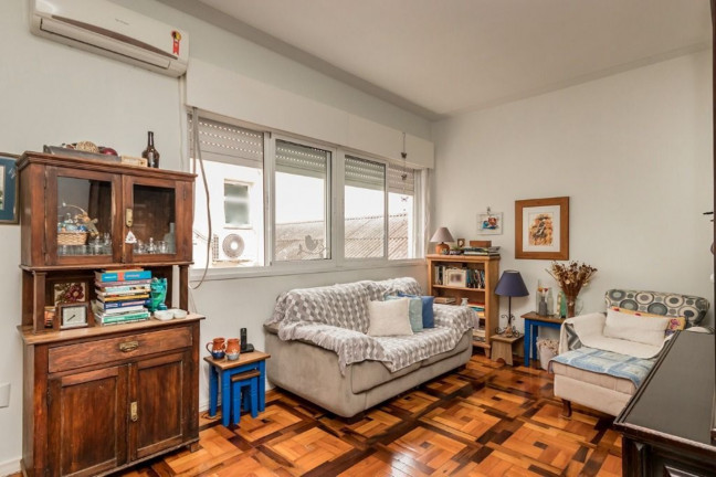 Imóvel com 2 Quartos à Venda, 60 m² em São João - Porto Alegre