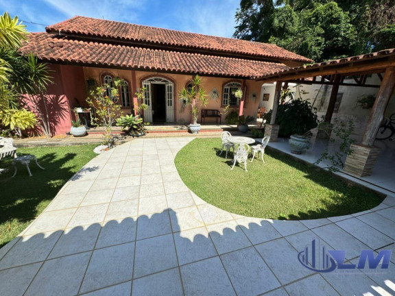 Imagem Casa com 4 Quartos à Venda, 495 m² em Village Da Praia - Guarapari