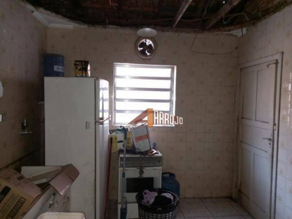 Imagem Casa com 2 Quartos à Venda, 178 m² em Vila Pierina - São Paulo