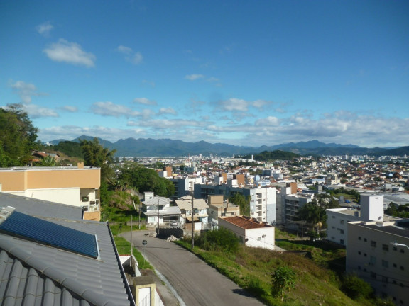 Imagem Casa com 3 Quartos à Venda, 326 m² em Forquilhinhas - São José Imagem Casa com 3 Quartos à Venda, 326 m² em Forquilhinhas - São José