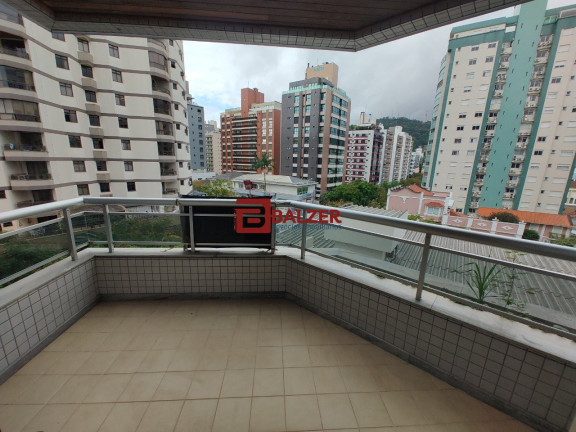 Imagem Apartamento com 4 Quartos à Venda, 257 m² em Centro - Florianópolis Imagem Apartamento com 4 Quartos à Venda, 257 m² em Centro - Florianópolis