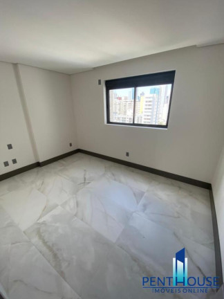 Imagem Apartamento com 3 Quartos à Venda, 130 m² em Centro - Balneário Camboriú Imagem Apartamento com 3 Quartos à Venda, 130 m² em Centro - Balneário Camboriú