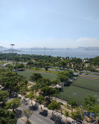 Imagem Imóvel com 1 Quarto à Venda, 56 m² em Flamengo - Rio De Janeiro Imagem Imóvel com 1 Quarto à Venda, 56 m² em Flamengo - Rio De Janeiro