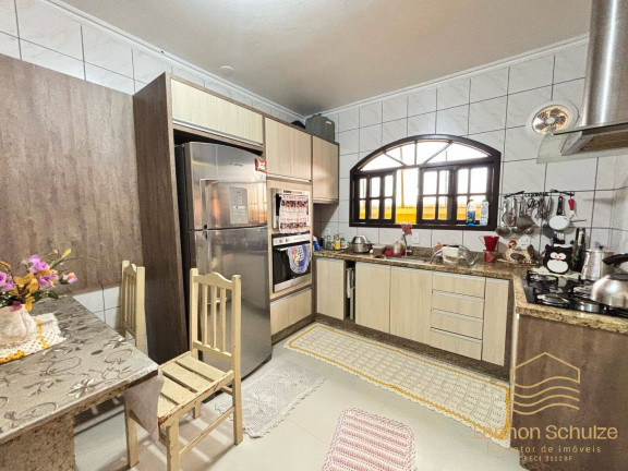 Imagem Casa com 3 Quartos à Venda, 250 m² em Centro - Balneário Barra Do Sul Imagem Casa com 3 Quartos à Venda, 250 m² em Centro - Balneário Barra Do Sul