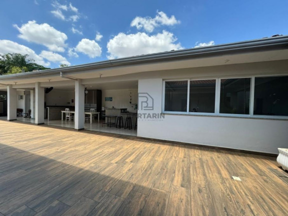 Casa com 3 Quartos à Venda, 2.000 m² em Jardim Maria Rosa - Araras
