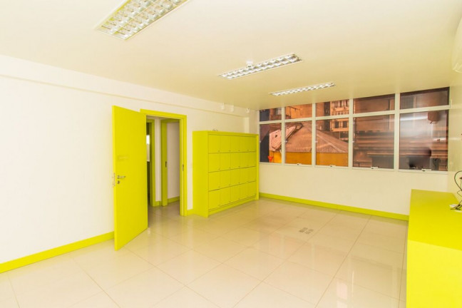 Imagem Imóvel Comercial à Venda, 700 m² em Centro Histórico - Porto Alegre Imagem Imóvel Comercial à Venda, 700 m² em Centro Histórico - Porto Alegre