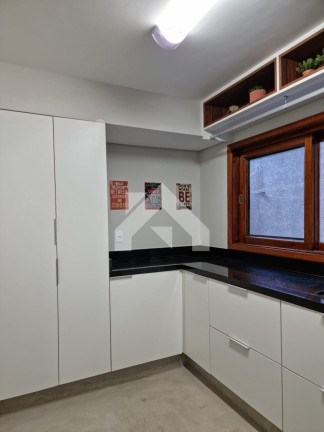 Imagem Casa de Condomínio com 3 Quartos à Venda, 320 m² em Alphaville - Santana De Parnaíba Imagem Casa de Condomínio com 3 Quartos à Venda, 320 m² em Alphaville - Santana De Parnaíba