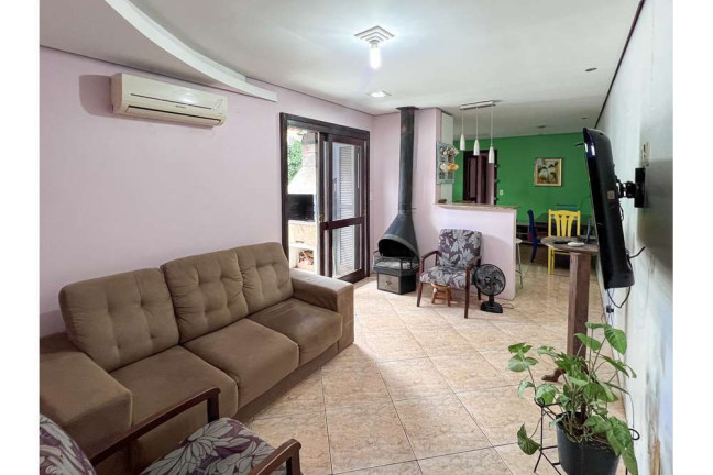 Casa com 4 Quartos à Venda,  em Igara - Canoas