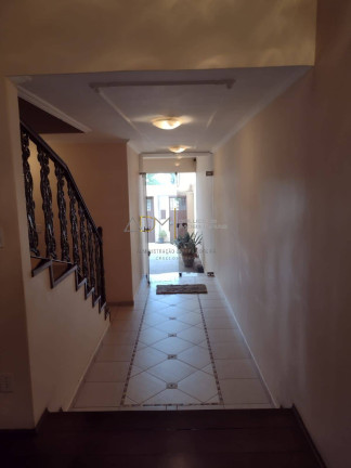 Imagem Sobrado com 3 Quartos à Venda, 300 m² em Centro - Botucatu