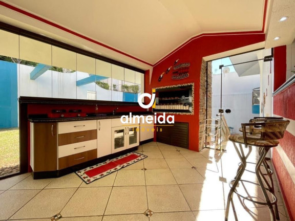 Casa com 6 Quartos à Venda, 640 m² em Nossa Senhora De Lourdes - Santa Maria