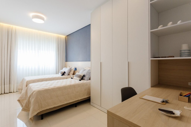 Imagem Imóvel com 5 Quartos à Venda,  em Jurerê Internacional - Florianópolis