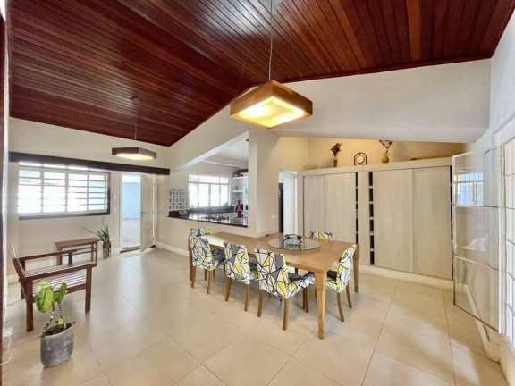Imagem Casa com 3 Quartos à Venda, 600 m² em Pousada Dos Bandeirantes - Carapicuíba Imagem Casa com 3 Quartos à Venda, 600 m² em Pousada Dos Bandeirantes - Carapicuíba