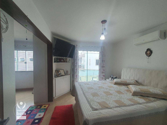 Imagem Sobrado com 3 Quartos à Venda, 142 m² em Hauer - Curitiba