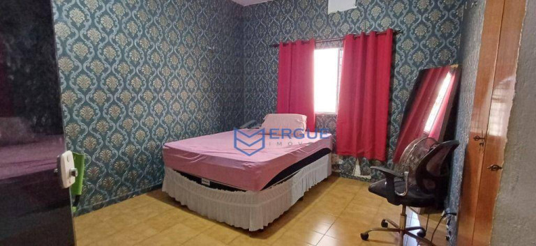 Imagem Casa com 3 Quartos à Venda, 169 m² em Maraponga - Fortaleza
