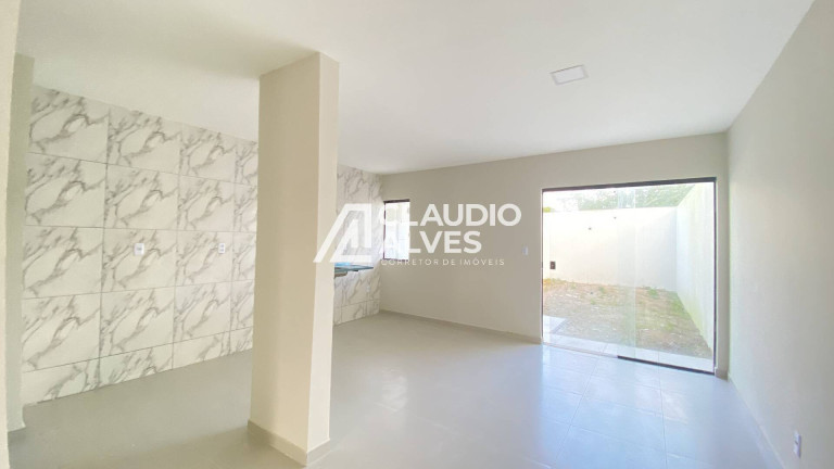 Imagem Casa com 3 Quartos à Venda, 110 m² em Sim - Feira De Santana