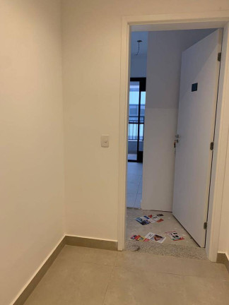 Imagem Apartamento com 3 Quartos à Venda, 69 m² em Alphaville Empresarial - Barueri Imagem Apartamento com 3 Quartos à Venda, 69 m² em Alphaville Empresarial - Barueri