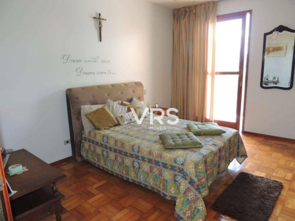 Imagem Casa com 4 Quartos à Venda, 430 m² em Golfe - Teresópolis