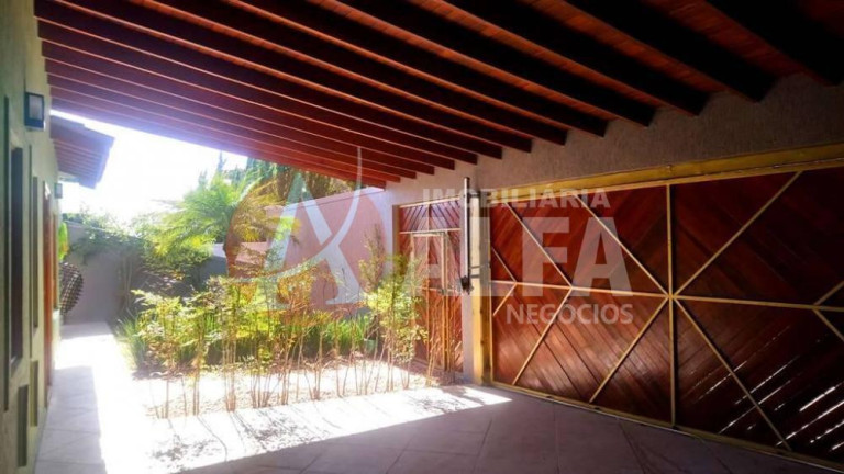 Imagem Casa com 3 Quartos à Venda, 320 m² em Granja Viana Ii - Cotia Imagem Casa com 3 Quartos à Venda, 320 m² em Granja Viana Ii - Cotia