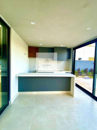 Imagem Casa de Condomínio com 4 Quartos à Venda, 355 m² Imagem Casa de Condomínio com 4 Quartos à Venda, 355 m²