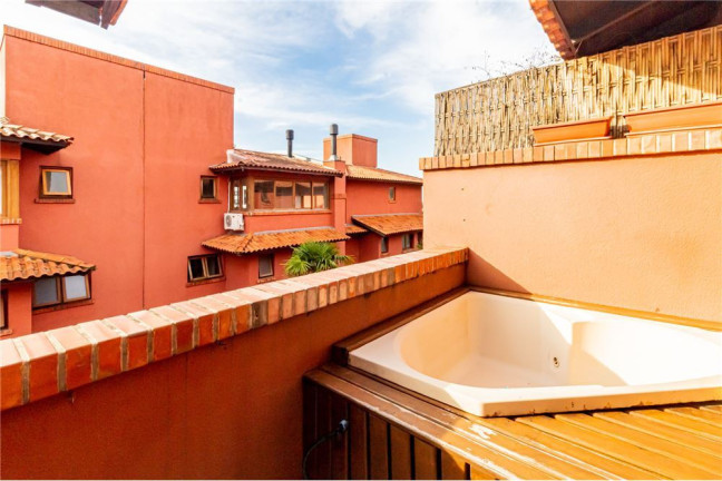 Imagem Casa de Condomínio com 3 Quartos à Venda, 214 m² em Vila Jardim - Porto Alegre