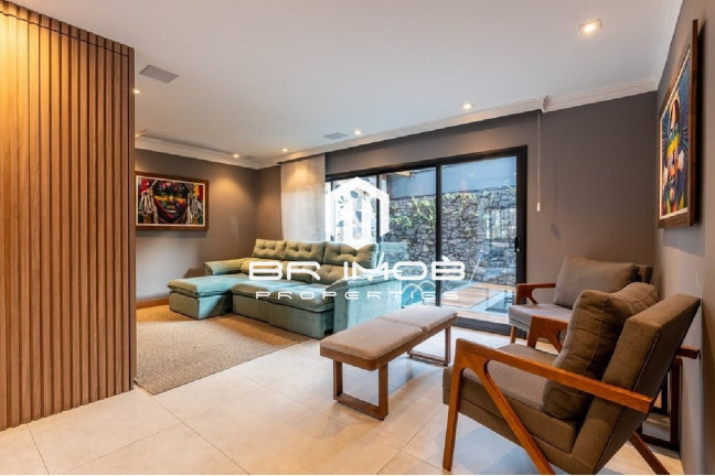 Imagem Casa com 3 Quartos à Venda, 381 m² em Planalto Paulista - São Paulo Imagem Casa com 3 Quartos à Venda, 381 m² em Planalto Paulista - São Paulo