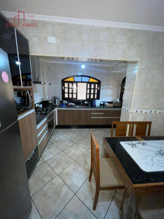 Imagem Casa com 4 Quartos à Venda, 200 m² em Jardim Maria Virginia - São Paulo