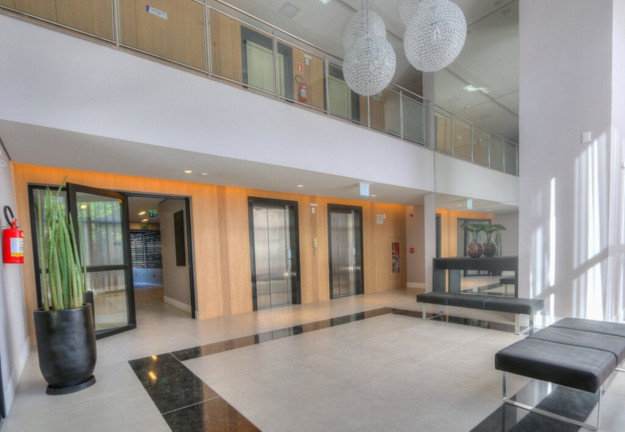 Imagem Imóvel com 3 Quartos à Venda, 92 m² em Menino Deus - Porto Alegre Imagem Imóvel com 3 Quartos à Venda, 92 m² em Menino Deus - Porto Alegre