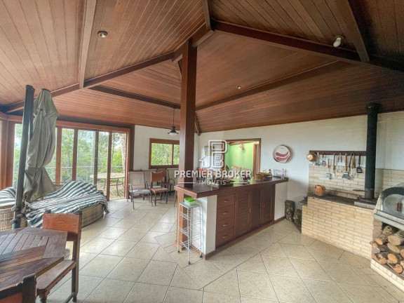 Imagem Casa com 4 Quartos à Venda, 575 m² em Carlos Guinle - Teresópolis
