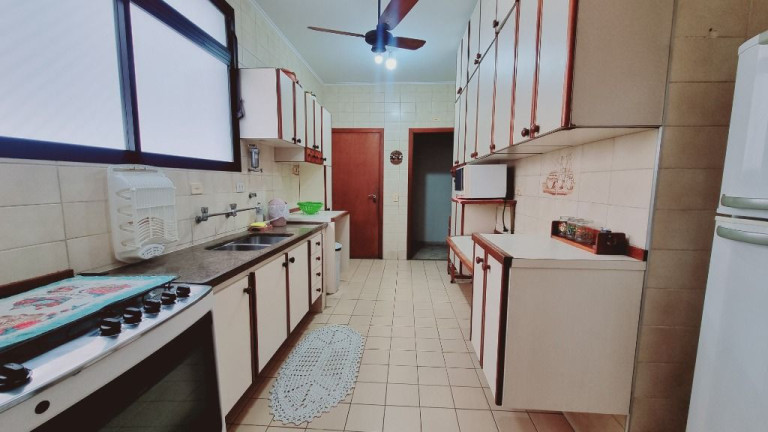 Imagem Apartamento com 3 Quartos à Venda, 140 m² em Pitangueiras - Guarujá Imagem Apartamento com 3 Quartos à Venda, 140 m² em Pitangueiras - Guarujá