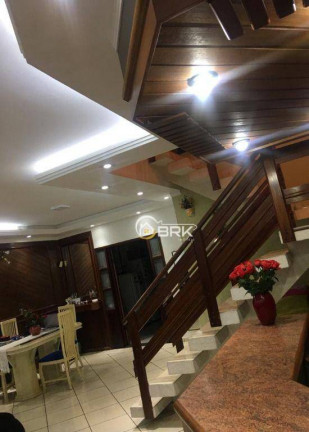 Sobrado com 3 Quartos à Venda, 194 m² em Vila Ema - São Paulo