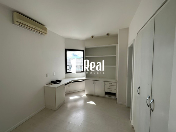 Imagem Apartamento com 4 Quartos para Alugar, 250 m² em Vitória - Salvador