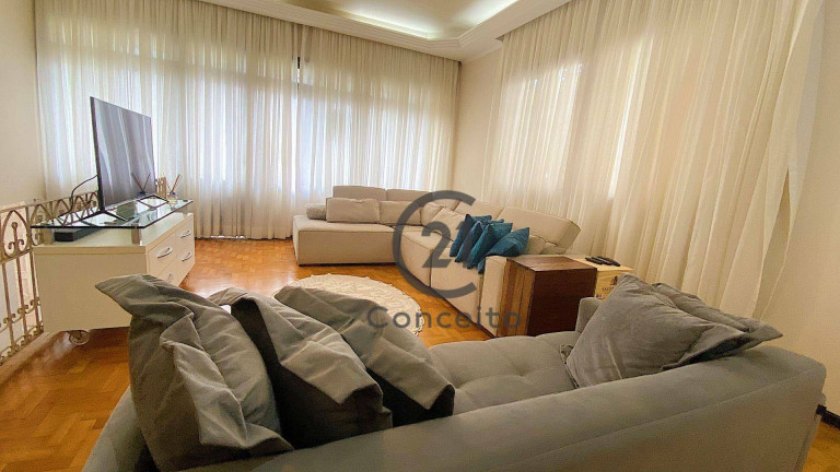 Imagem Casa com 6 Quartos à Venda, 411 m² em Trindade - Florianópolis