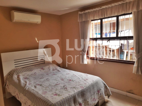 Imagem Casa com 3 Quartos à Venda, 177 m² em Jardim Guanca - São Paulo