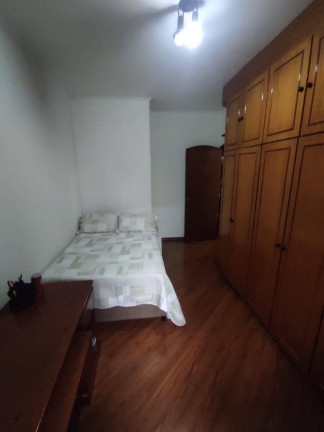 Imagem Casa com 3 Quartos à Venda, 253 m² em Vila Pires - Santo André
