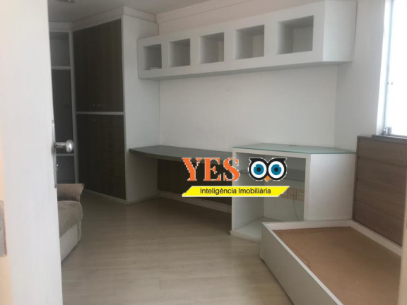Casa com 5 Quartos para Alugar, 200 m² em Capuchinhos - Feira De Santana