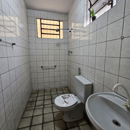 Imagem Casa com 2 Quartos para Alugar, 75 m² em Sacramenta - Belém