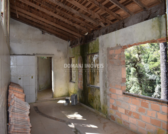 Imagem Casa com 4 Quartos à Venda, 200 m² em Região De Descansópolis - Campos Do Jordão