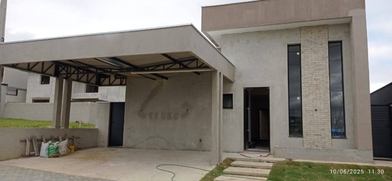 Casa à Venda, 250 m² em Loteamento Floresta - São José Dos Campos