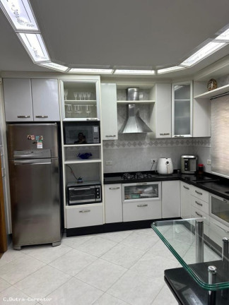 Imagem Sobrado com 3 Quartos à Venda, 150 m² em Vila Camilópolis - Santo André