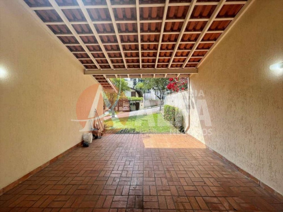 Imagem Casa com 4 Quartos à Venda, 440 m² em Granja Viana - Cotia