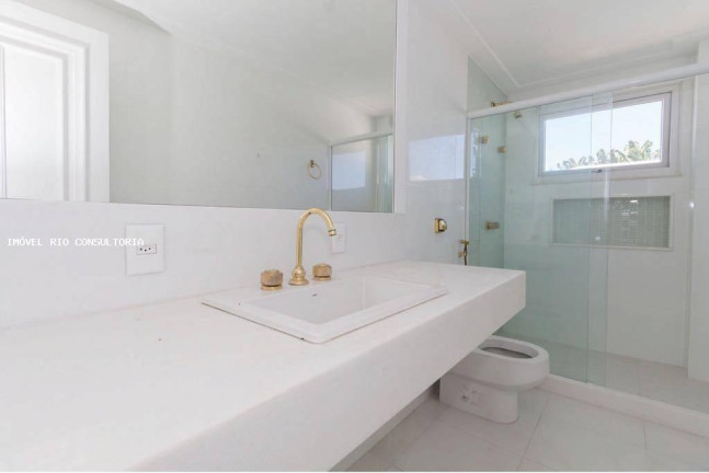 Imagem Casa com 5 Quartos à Venda, 1.600 m² em Rio De Janeiro Imagem Casa com 5 Quartos à Venda, 1.600 m² em Rio De Janeiro