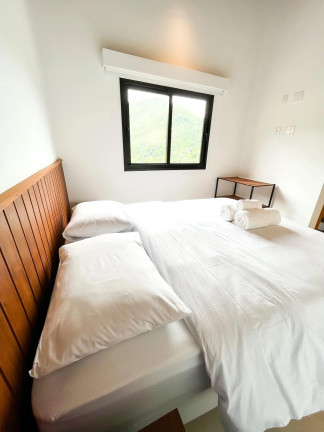 Imagem Casa com 4 Quartos à Venda, 283 m² em Vargem Grande - Teresópolis
