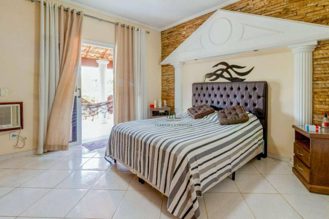 Imagem Casa com 5 Quartos à Venda, 450 m² em Itaipu - Niterói Imagem Casa com 5 Quartos à Venda, 450 m² em Itaipu - Niterói