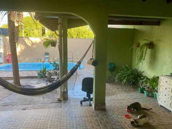 Imagem Casa com 3 Quartos à Venda, 420 m² em Jardim Cuiabá - Cuiabá