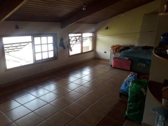Imagem Casa com 3 Quartos à Venda, 200 m² em Campos Elíseos - Taubaté Imagem Casa com 3 Quartos à Venda, 200 m² em Campos Elíseos - Taubaté