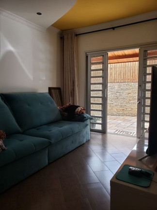 Imagem Casa com 3 Quartos à Venda, 230 m² em Vila São José - Taubaté Imagem Casa com 3 Quartos à Venda, 230 m² em Vila São José - Taubaté