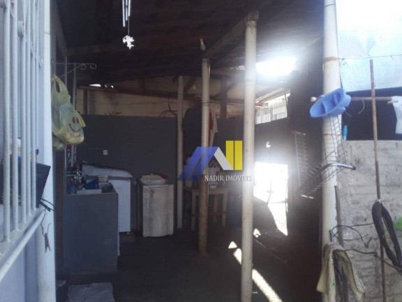 Imagem Casa com 3 Quartos à Venda, 130 m² em São João - Pouso Alegre