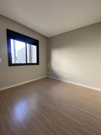 Imagem Sobrado com 3 Quartos à Venda, 104 m² em Boqueirão - Curitiba Imagem Sobrado com 3 Quartos à Venda, 104 m² em Boqueirão - Curitiba